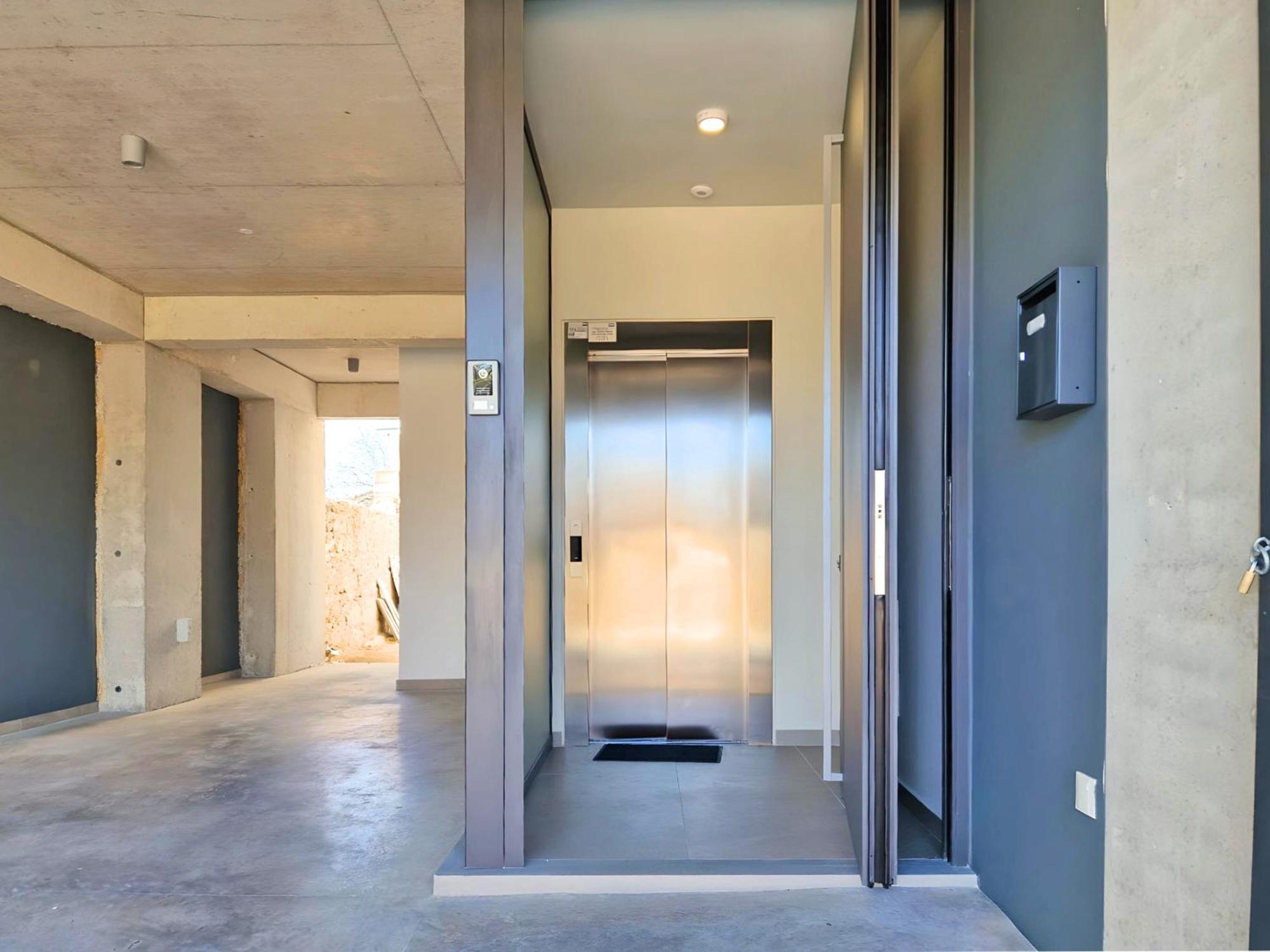 Aeon Residences - In The Heart Of Paphos Buitenkant foto