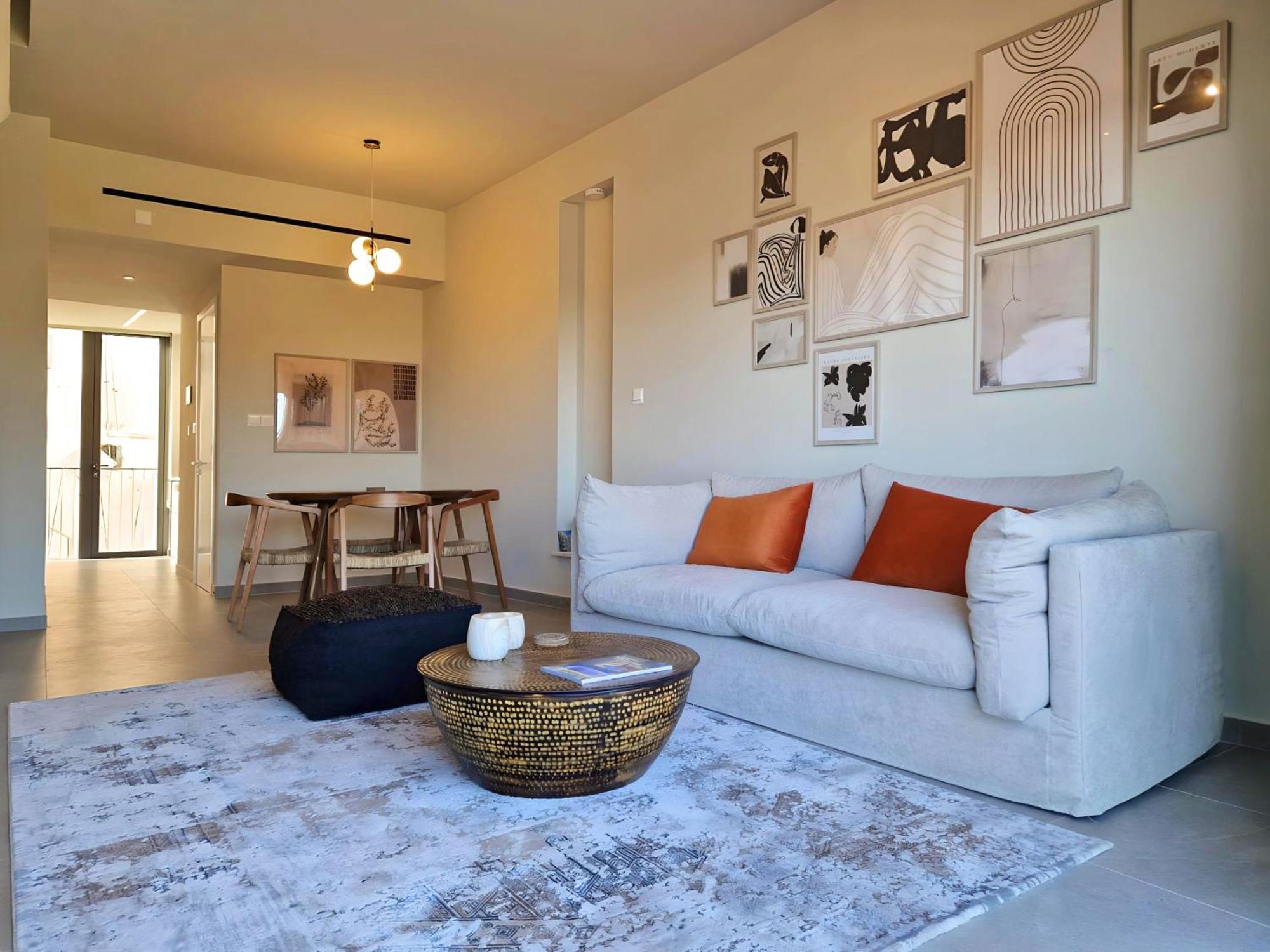 Aeon Residences - In The Heart Of Paphos Buitenkant foto