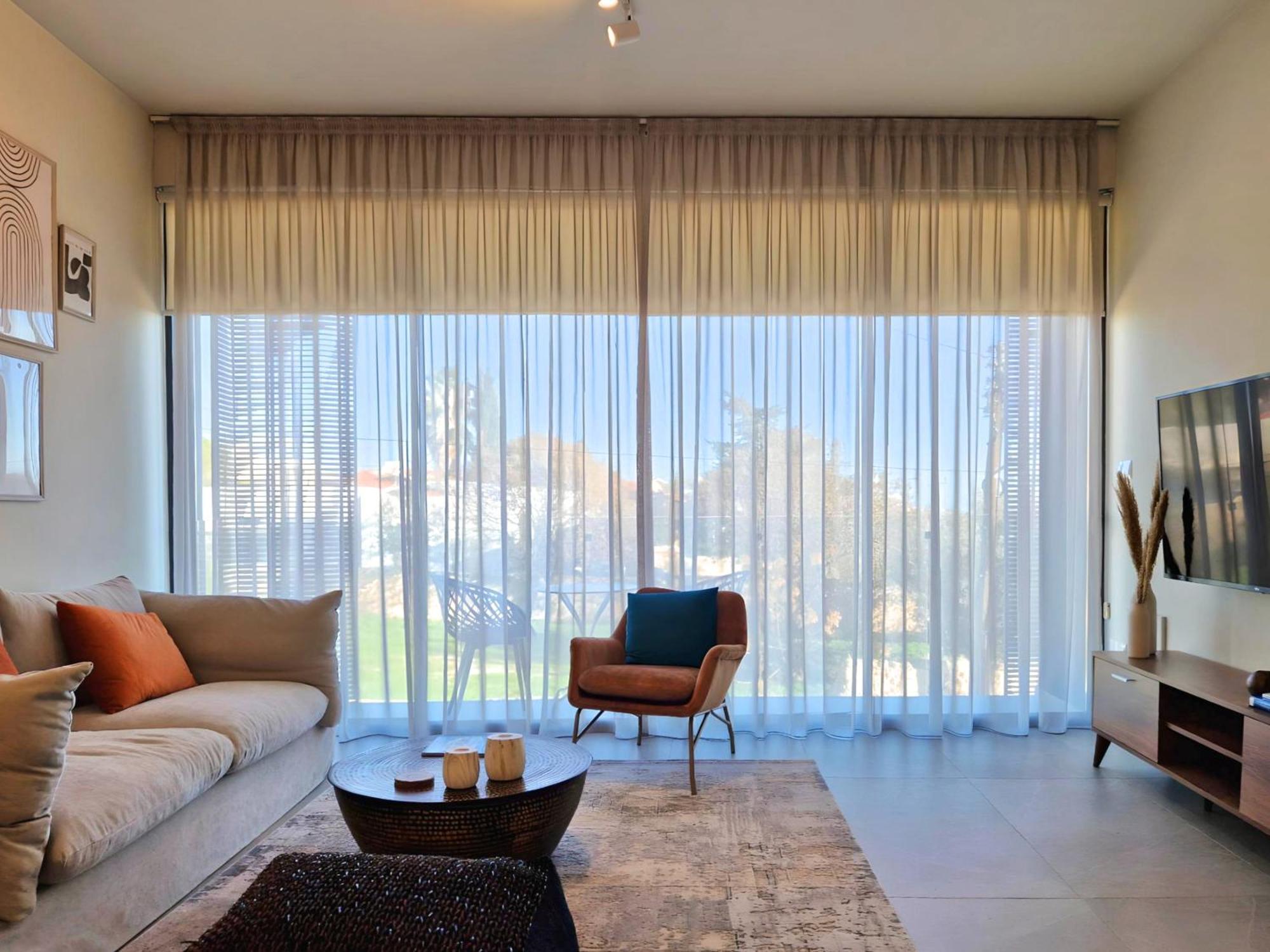 Aeon Residences - In The Heart Of Paphos Buitenkant foto