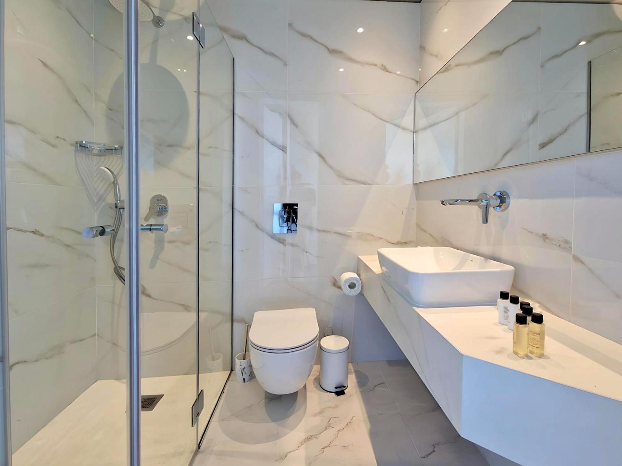 Aeon Residences - In The Heart Of Paphos Buitenkant foto