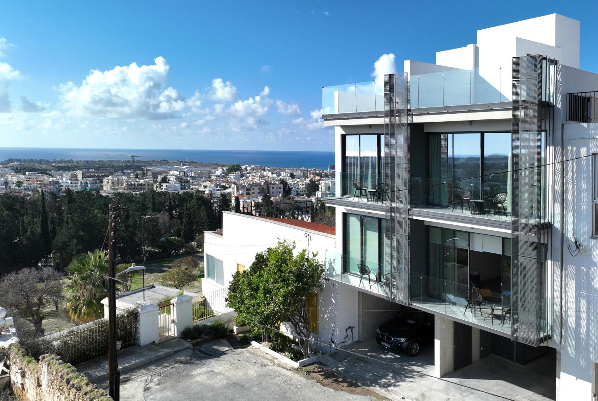 Aeon Residences - In The Heart Of Paphos Buitenkant foto